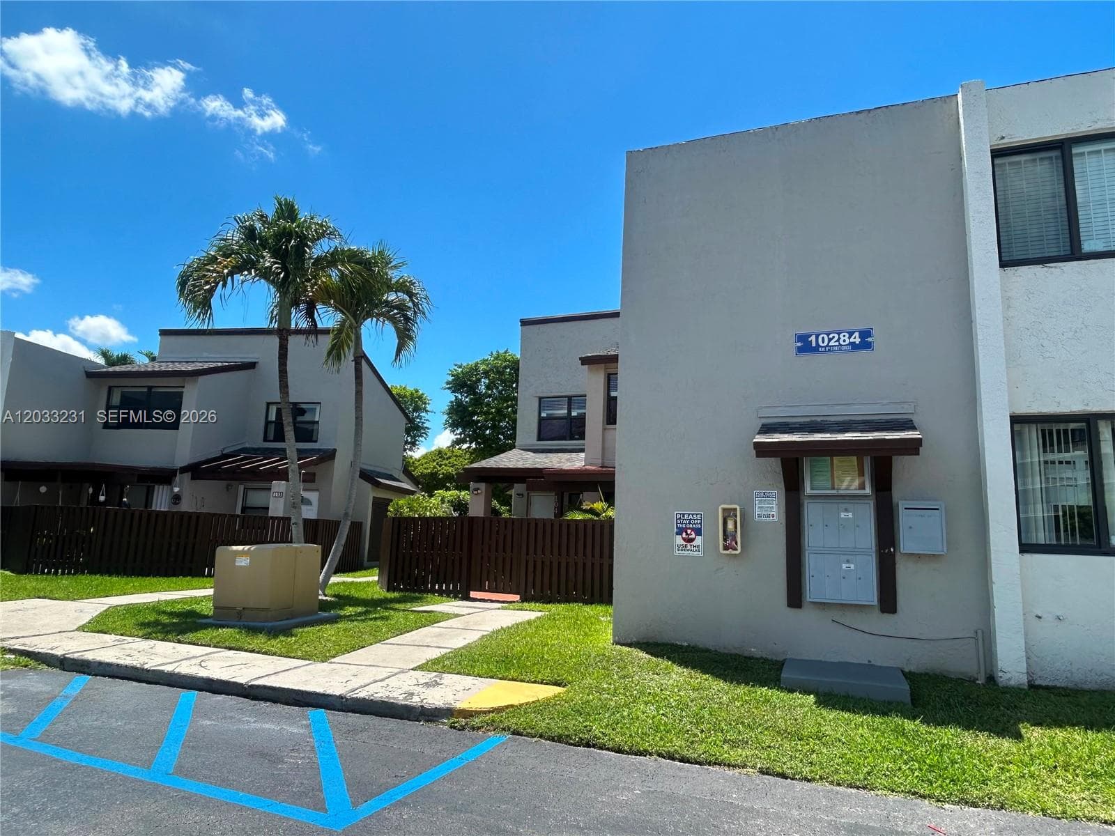 10284 NW 9th St Cir # 204, Miami FL 33172 — 7