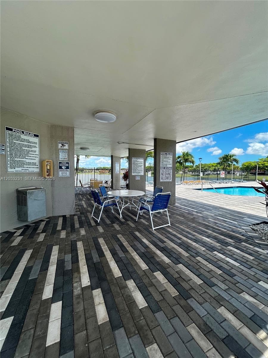 10284 NW 9th St Cir # 204, Miami FL 33172 — 34