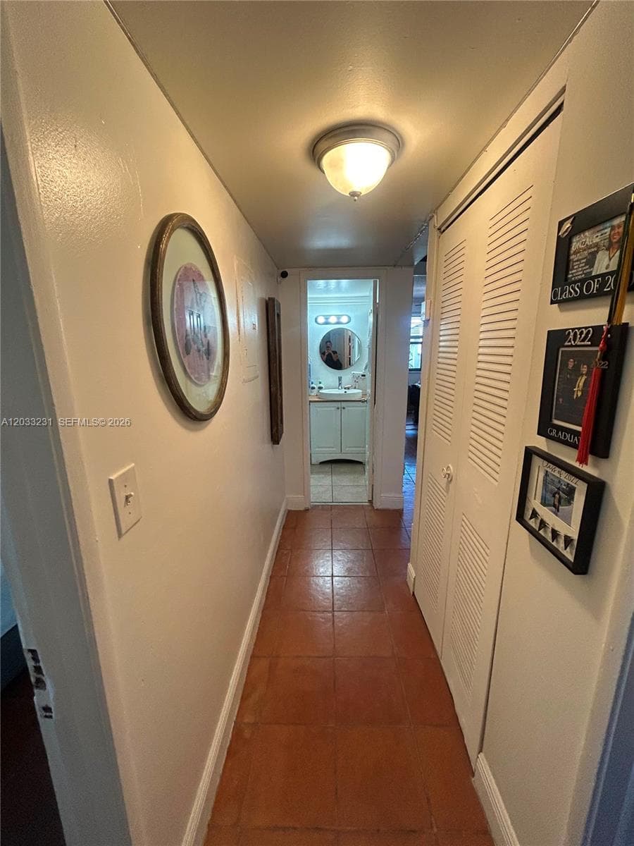 10284 NW 9th St Cir # 204, Miami FL 33172 — 15