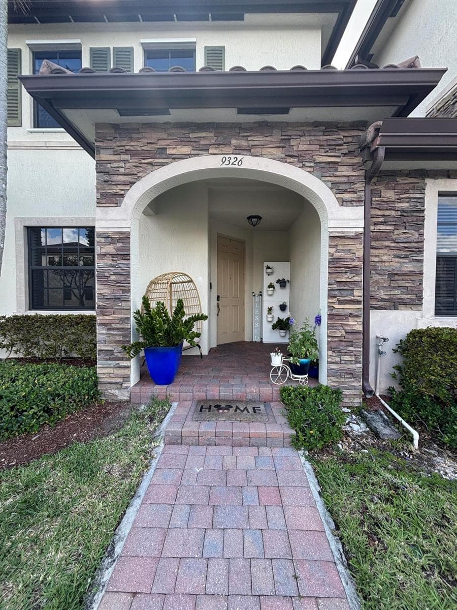 9326 W 33rd Lane, Hialeah FL 33018 — 1
