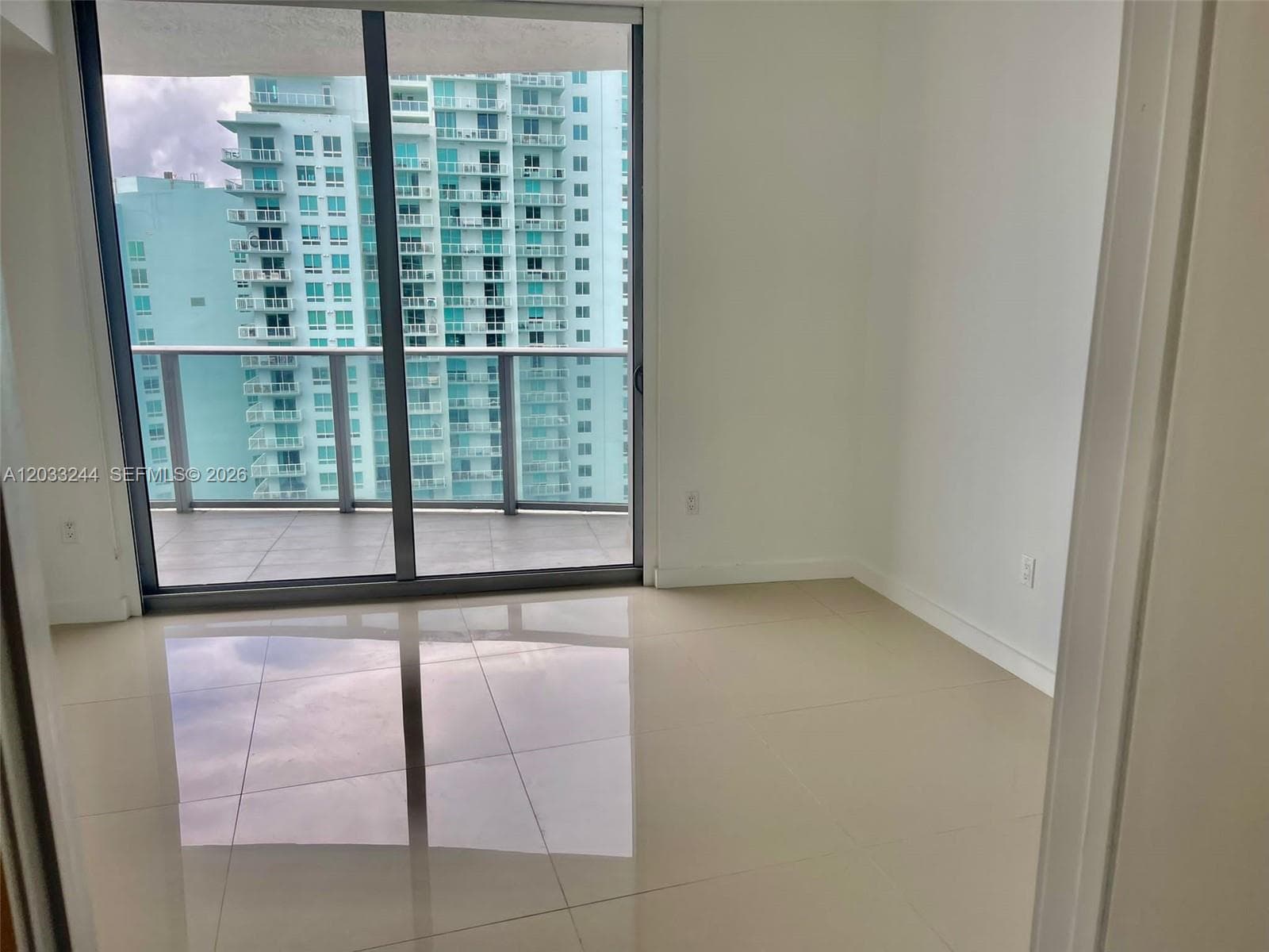 488 NE 18TH St # 4403, Miami FL 33132 — 9