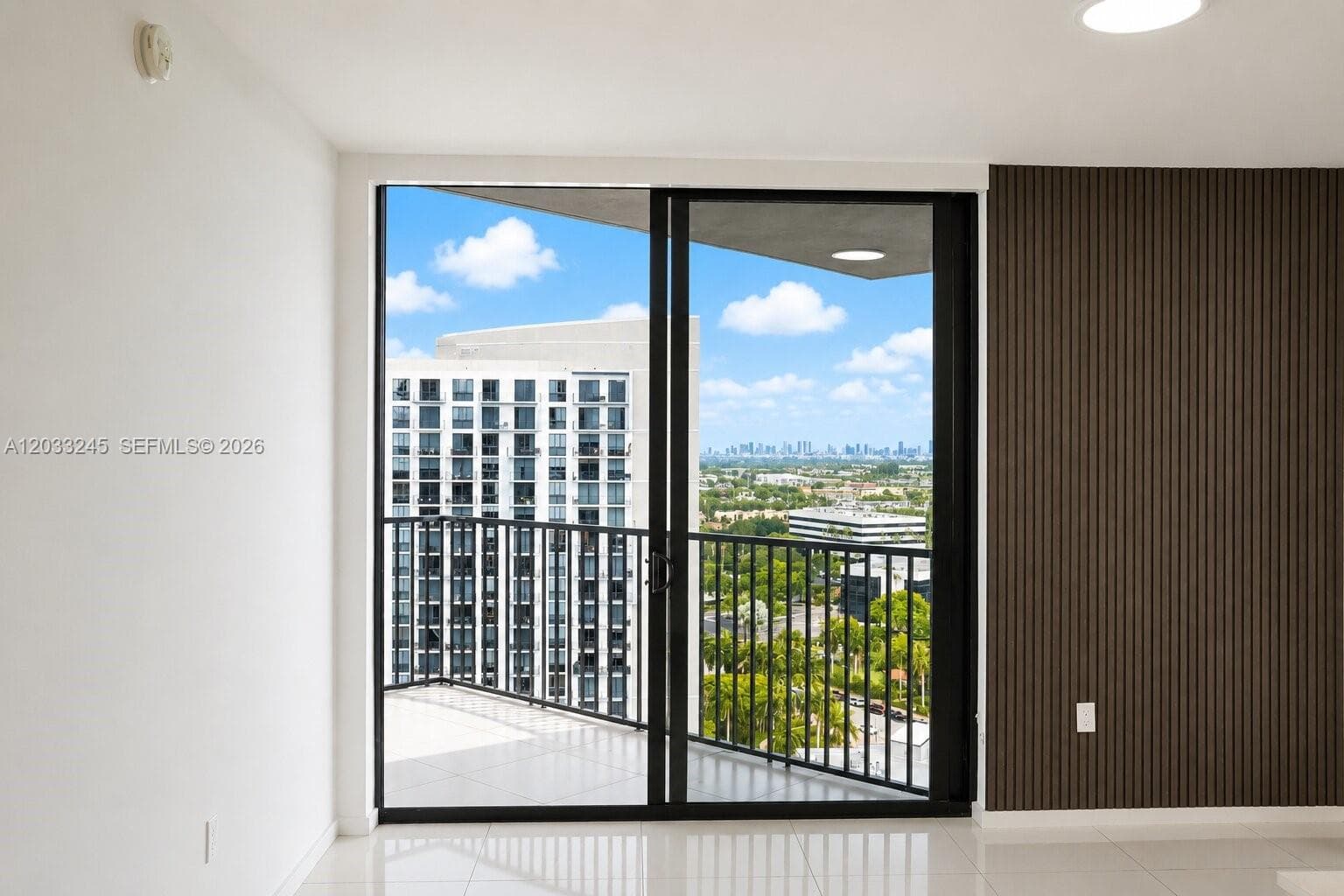 5300 Paseo Blvd # 1701, Doral FL 33166 — 6