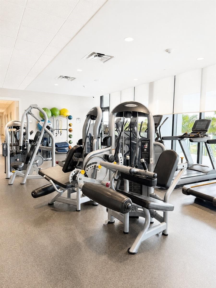5300 Paseo Blvd # 1701, Doral FL 33166 — 36