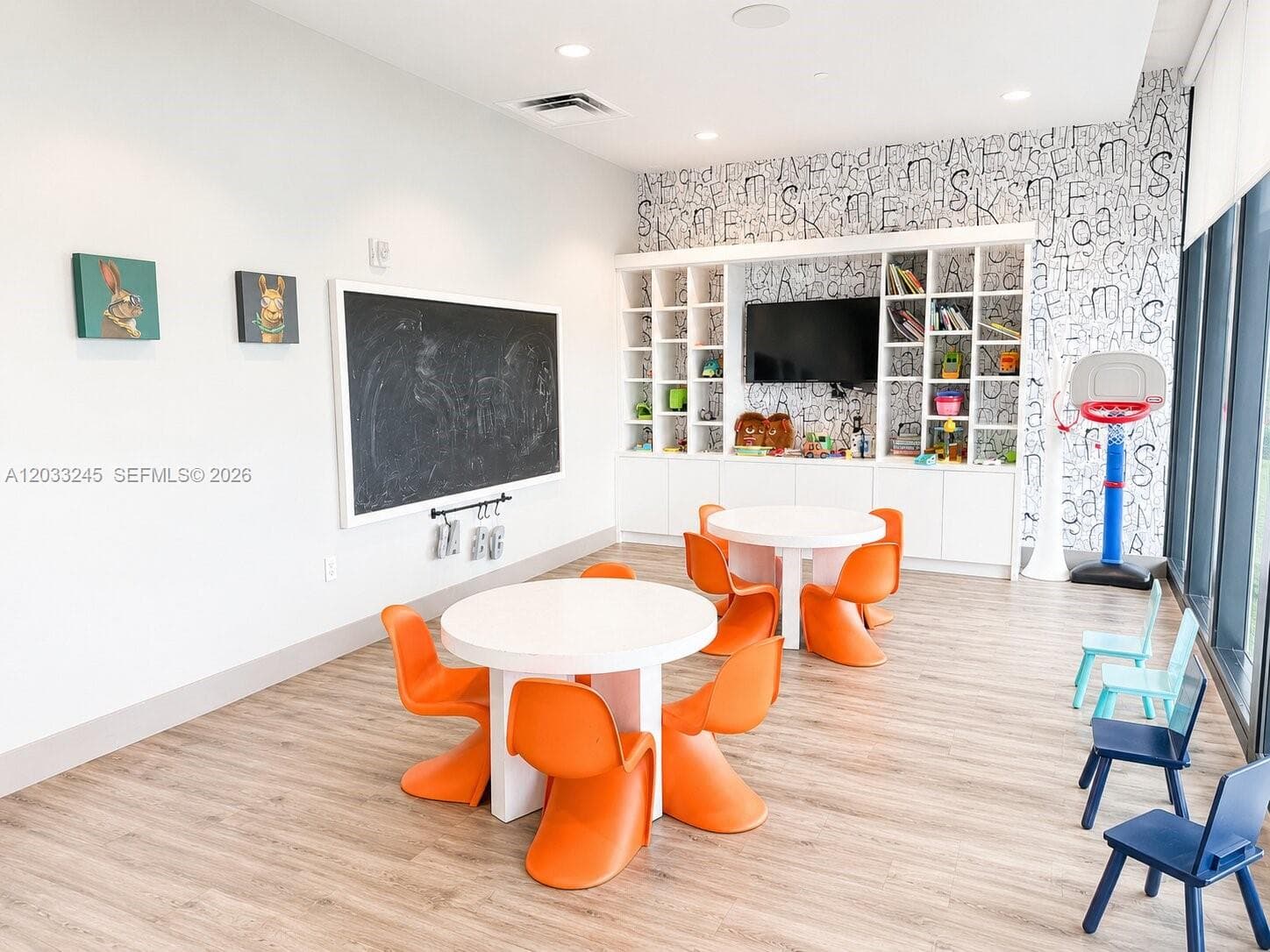 5300 Paseo Blvd # 1701, Doral FL 33166 — 32