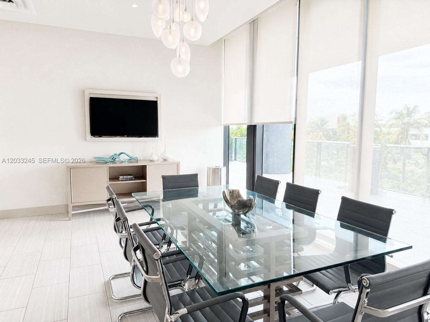 5300 Paseo Blvd # 1701, Doral FL 33166 — 33
