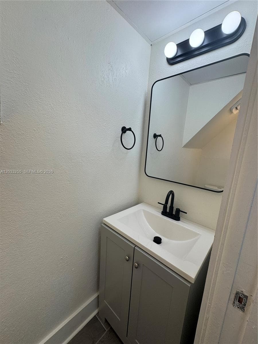 3011 SW 1st Ave # 9, Miami FL 33129 — 6