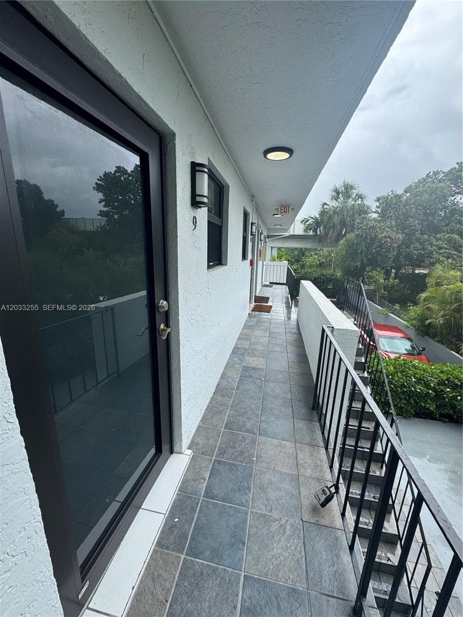 3011 SW 1st Ave # 9, Miami FL 33129 — 29