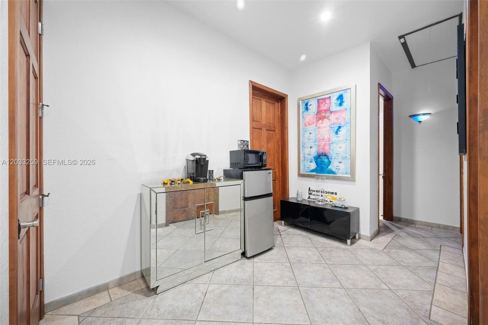 5405 NW 82nd Ave, Doral FL 33166 — 24