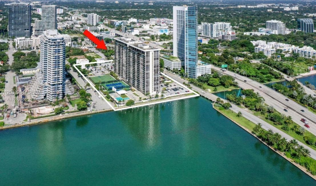 600 NE 36th St # 211, Miami FL 33137 — 16