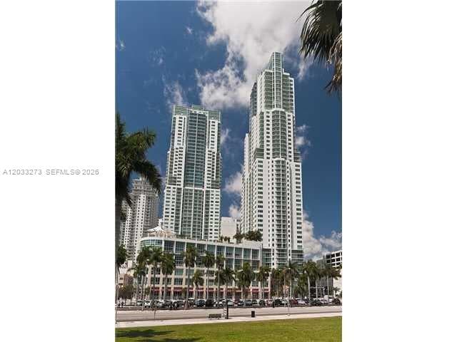253 NE 2nd St # 509, Miami FL 33132 — 1
