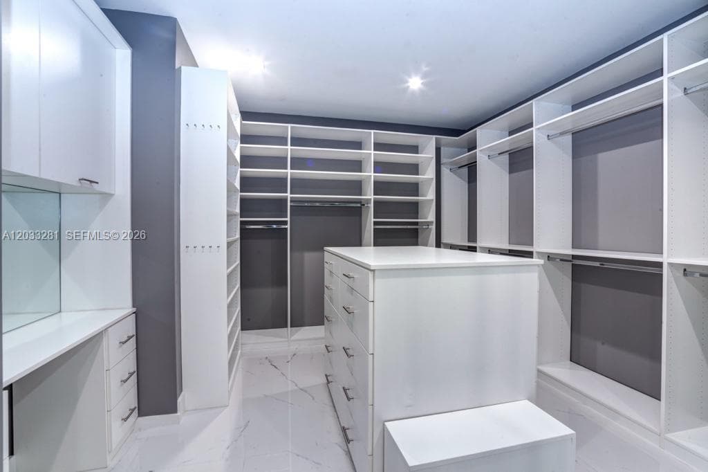 718 Valencia Ave # 202, Coral Gables FL 33134 — 38