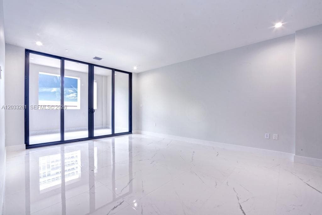 718 Valencia Ave # 202, Coral Gables FL 33134 — 35