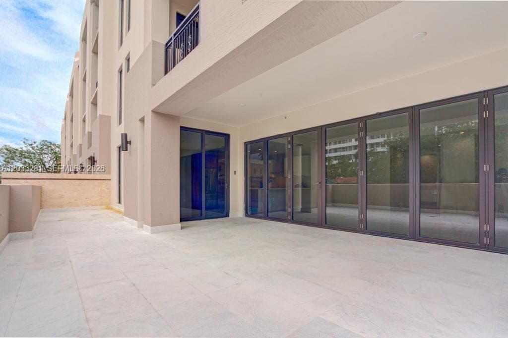 718 Valencia Ave # 202, Coral Gables FL 33134 — 31
