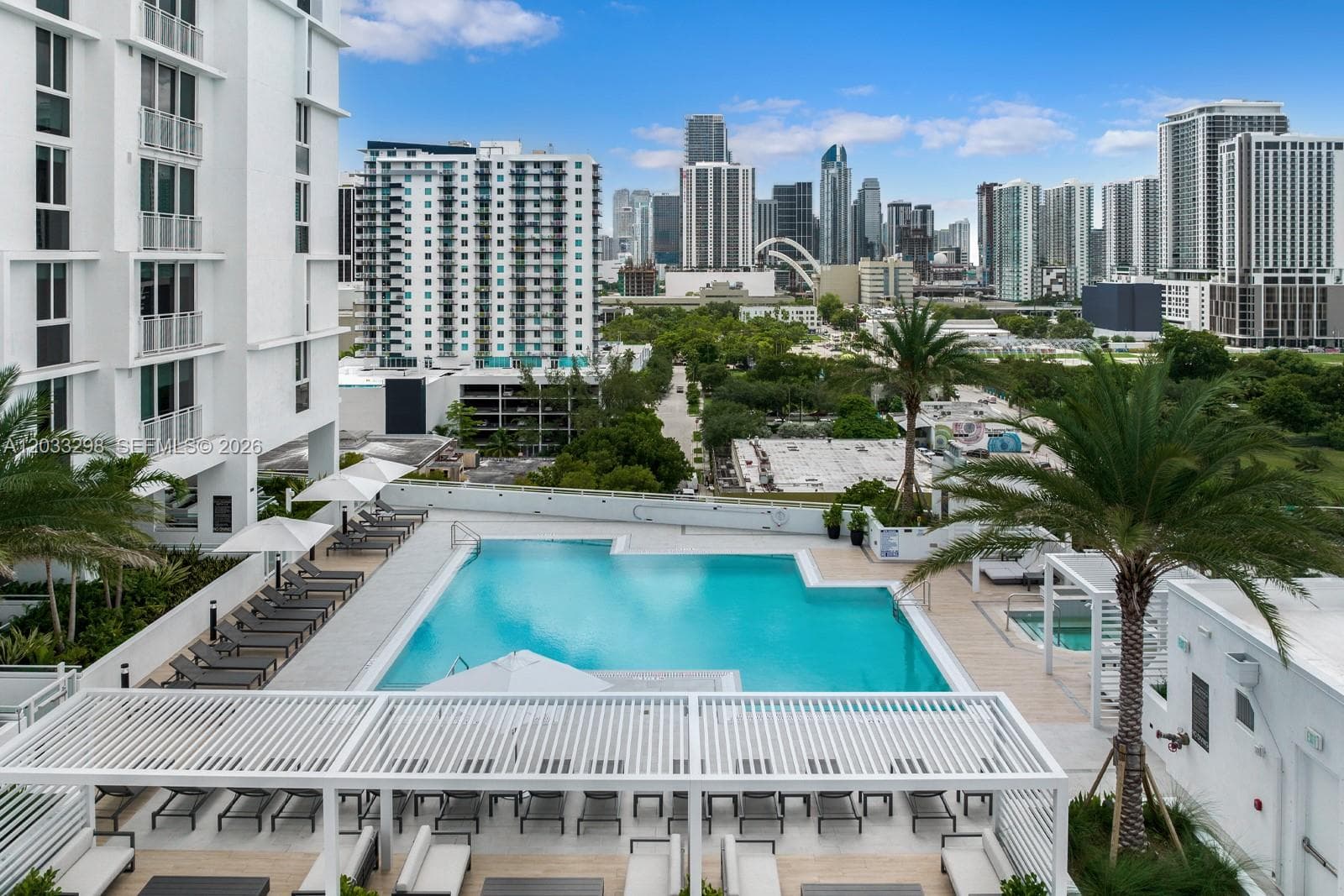 2000 Biscayne Blvd # 1009, Miami FL 33137 — 15