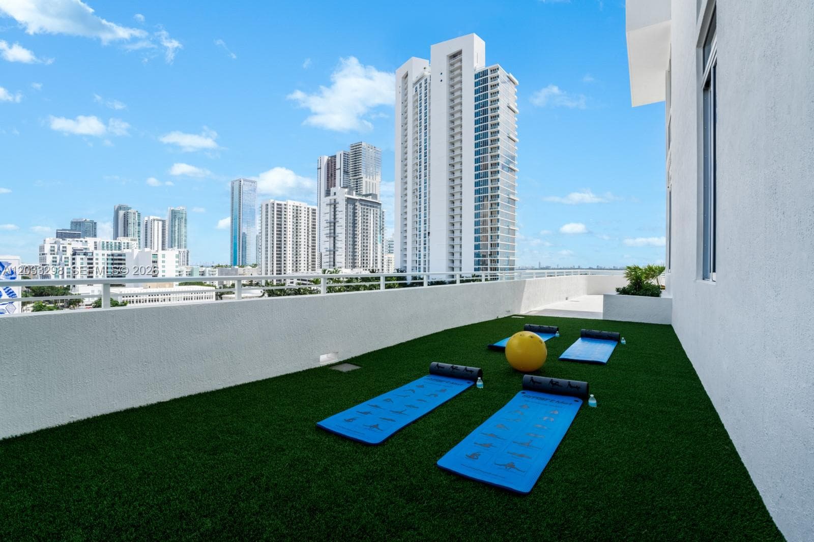 2000 Biscayne Blvd # 1009, Miami FL 33137 — 21