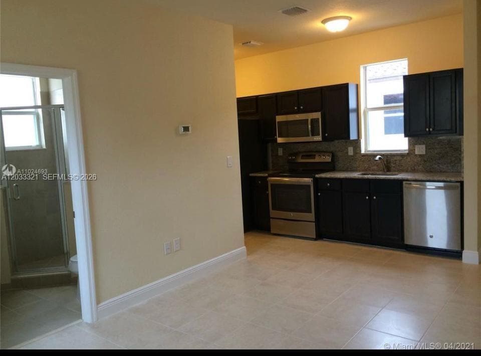 17146 SW 93rd St, Miami FL 33196 — 27