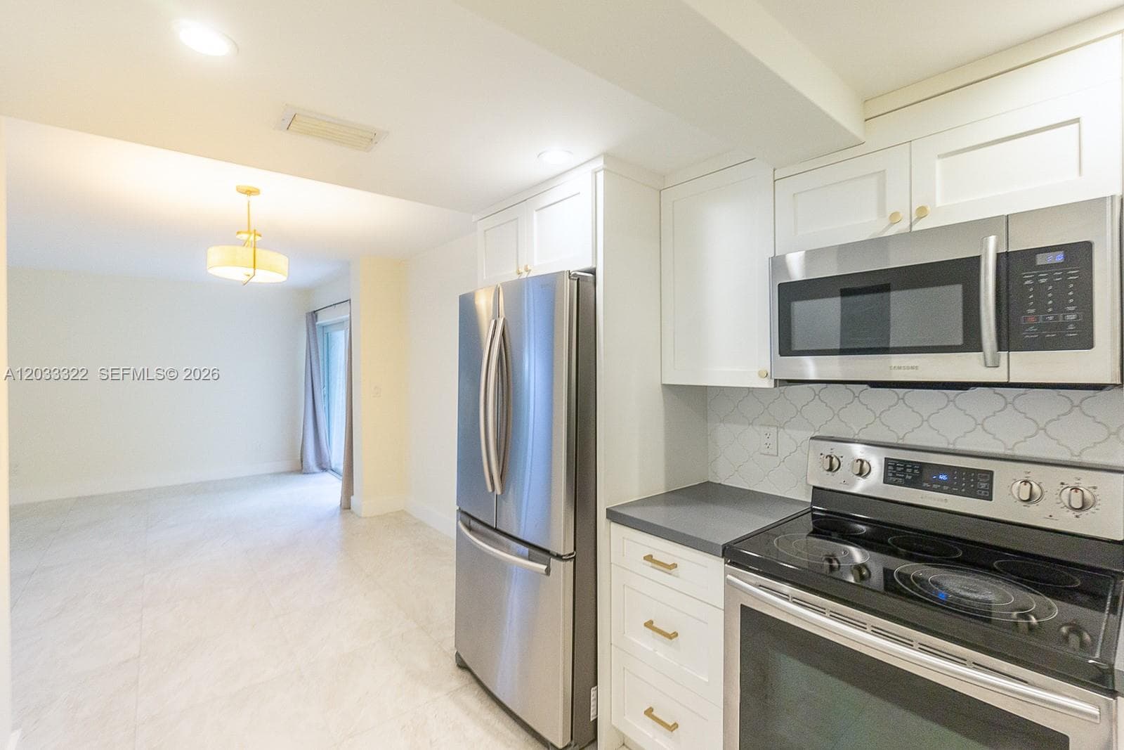 5838 SW 74 Ter # 101, South Miami FL 33143 — 6