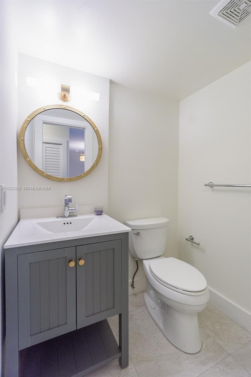 5838 SW 74 Ter # 101, South Miami FL 33143 — 7