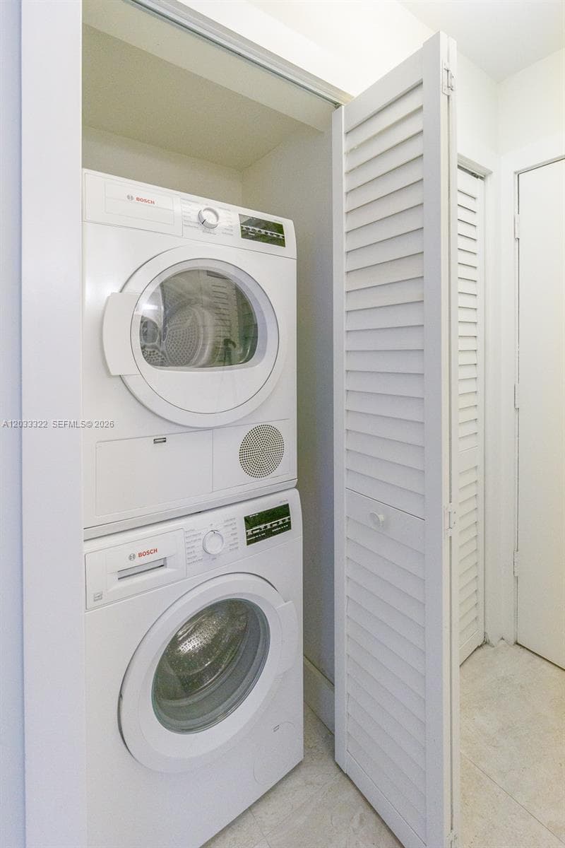 5838 SW 74 Ter # 101, South Miami FL 33143 — 9