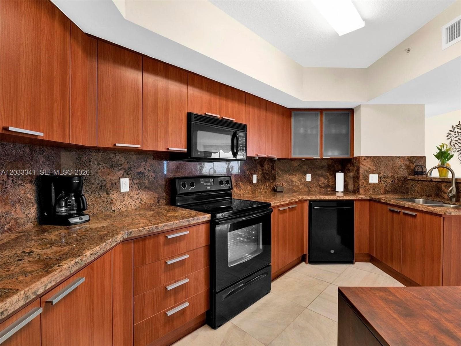 16699 Collins Ave # 1803, Sunny Isles Beach FL 33160 — 16