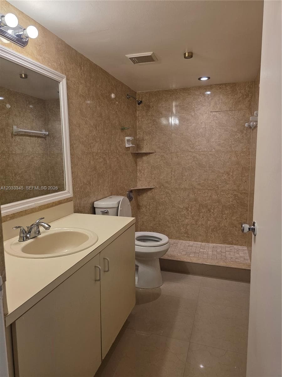 8050 NW 8th St # 110, Miami FL 33126 — 16