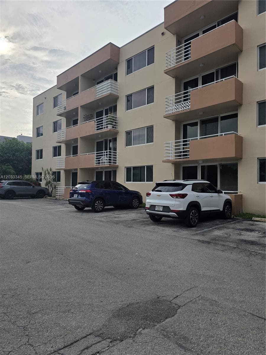 8050 NW 8th St # 110, Miami FL 33126 — 18