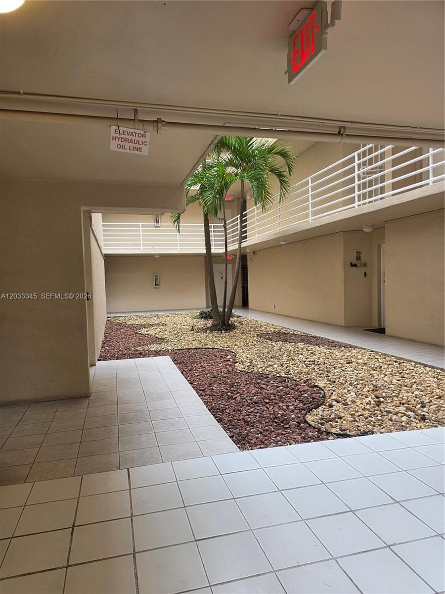 8050 NW 8th St # 110, Miami FL 33126 — 4
