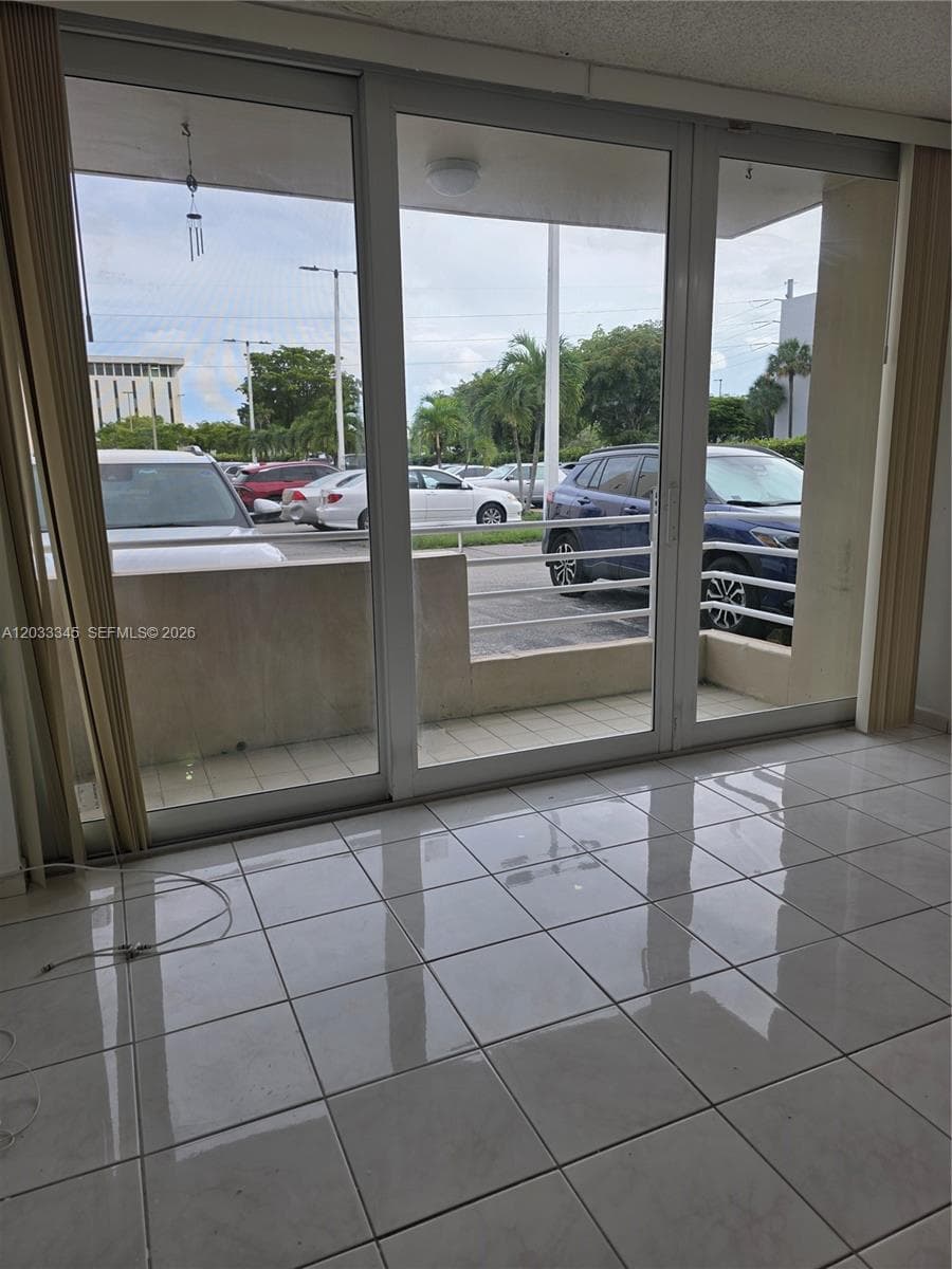 8050 NW 8th St # 110, Miami FL 33126 — 8