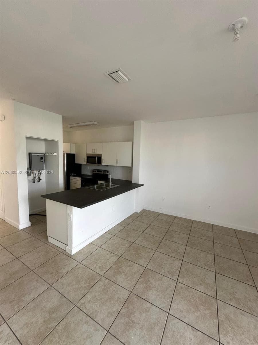 2819 SE 1st Dr # 9, Homestead FL 33033 — 5