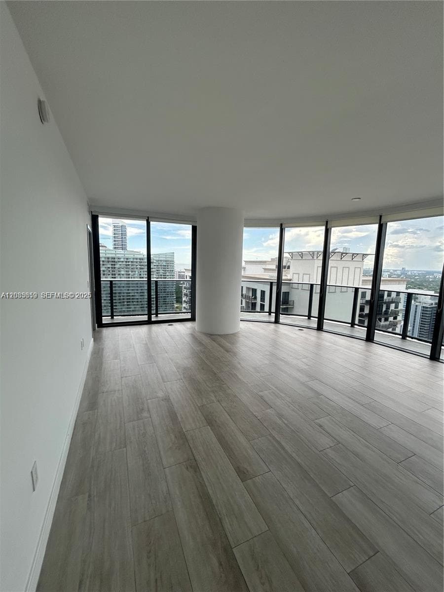 55 SW 9th St # 3506, Miami FL 33130 — 1
