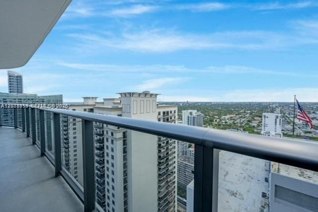 55 SW 9th St # 3506, Miami FL 33130 — 15
