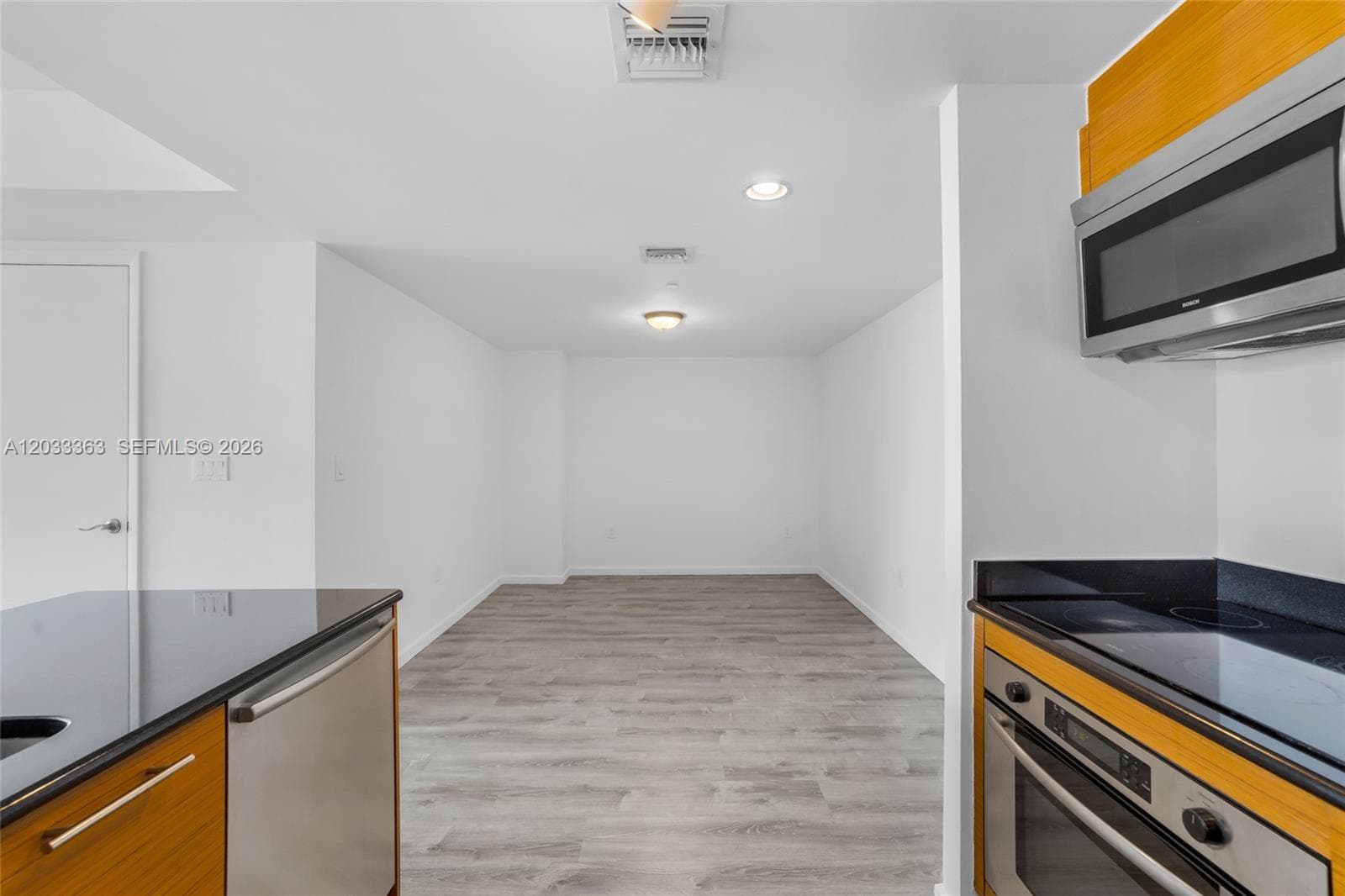 50 Biscayne Blvd # 4307, Miami FL 33132 — 13