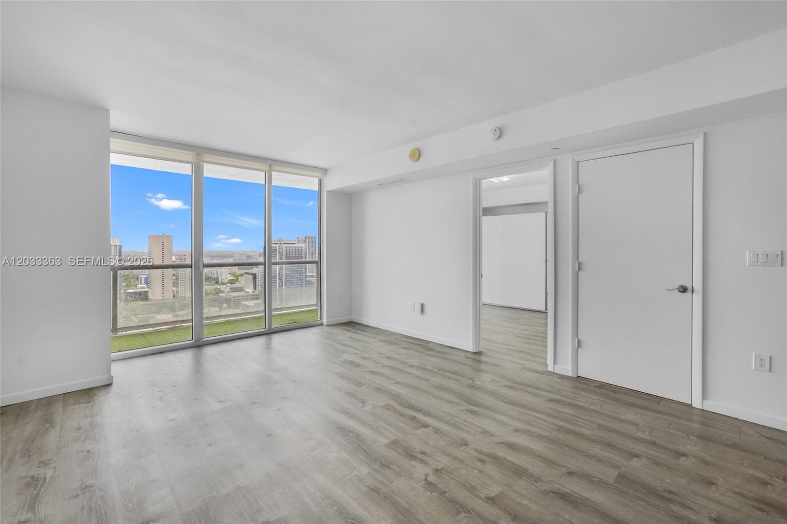 50 Biscayne Blvd # 4307, Miami FL 33132 — 15