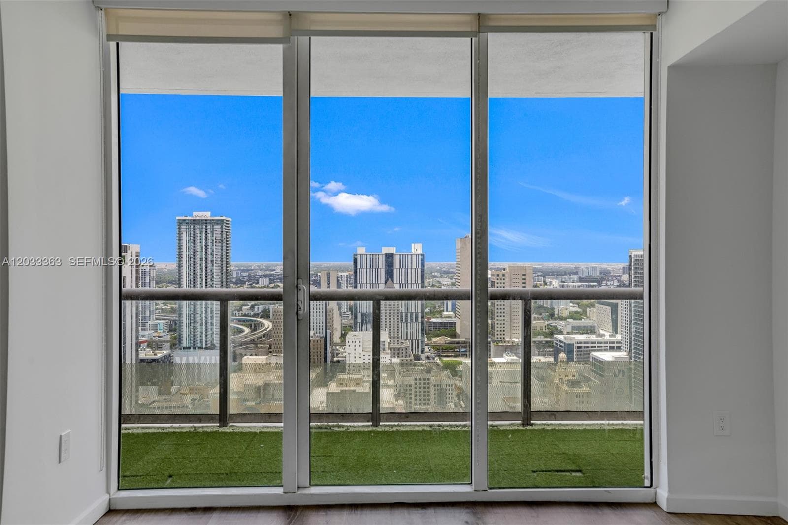 50 Biscayne Blvd # 4307, Miami FL 33132 — 4