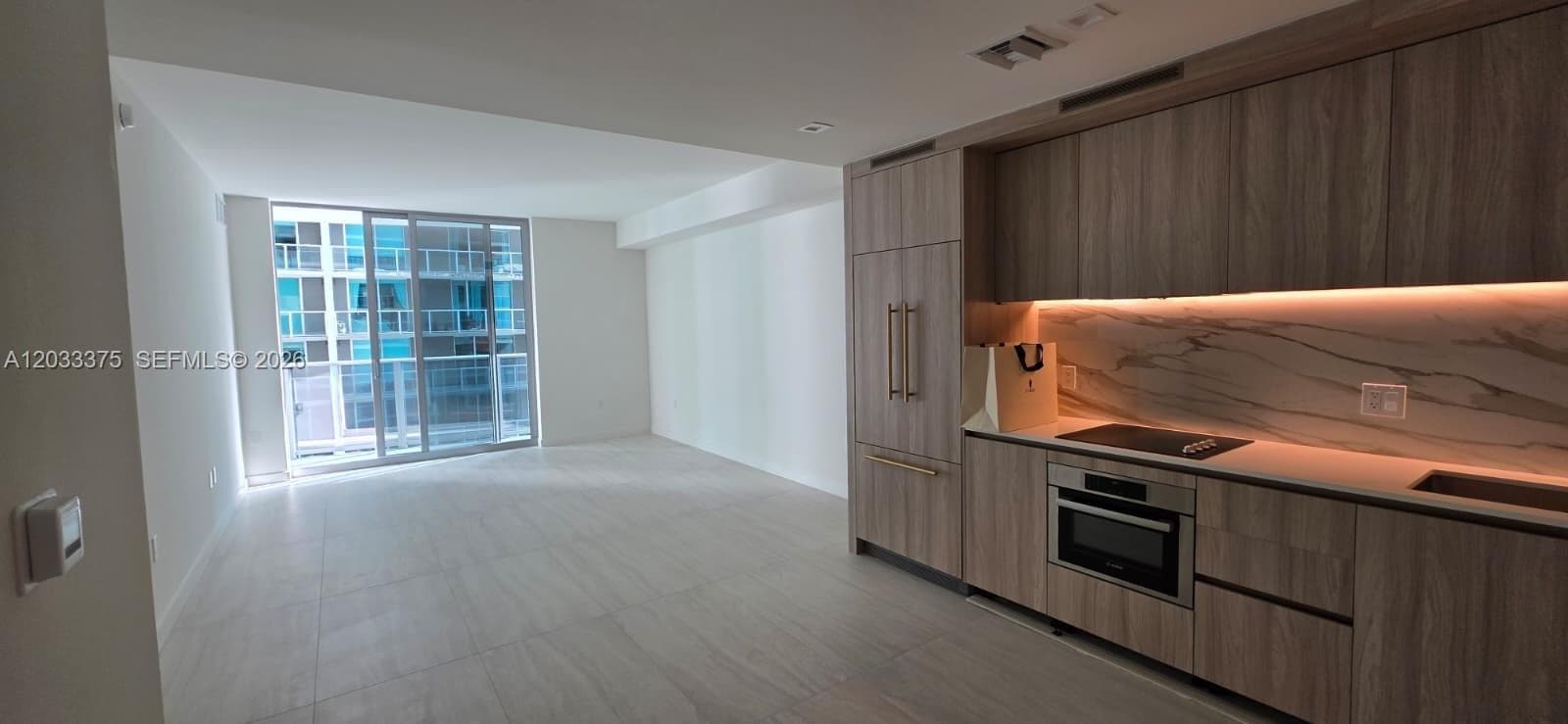 77 SE 5th Street # 2108, Miami FL 33131 — 10