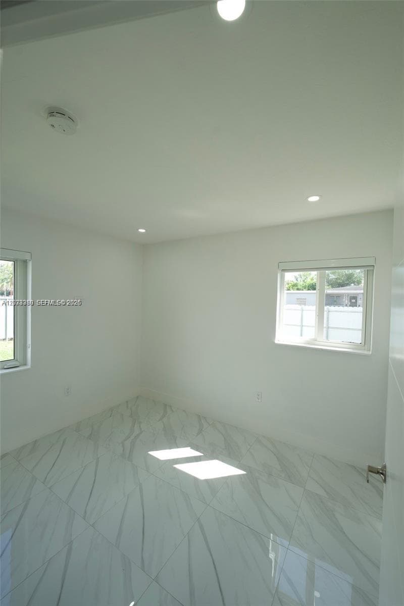 10381 SW 32nd St # 10381, Miami FL 33165 — 15
