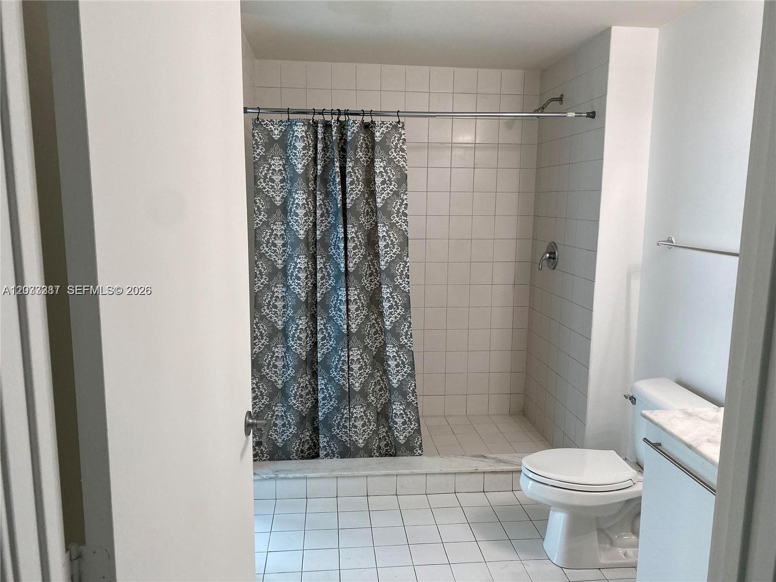 888 Biscayne Blvd # 3001, Miami FL 33132 — 13
