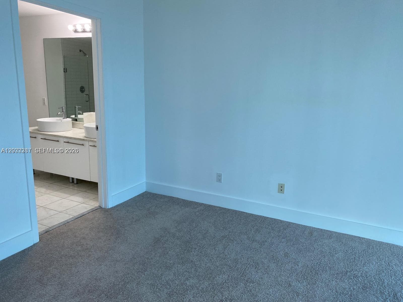 888 Biscayne Blvd # 3001, Miami FL 33132 — 15