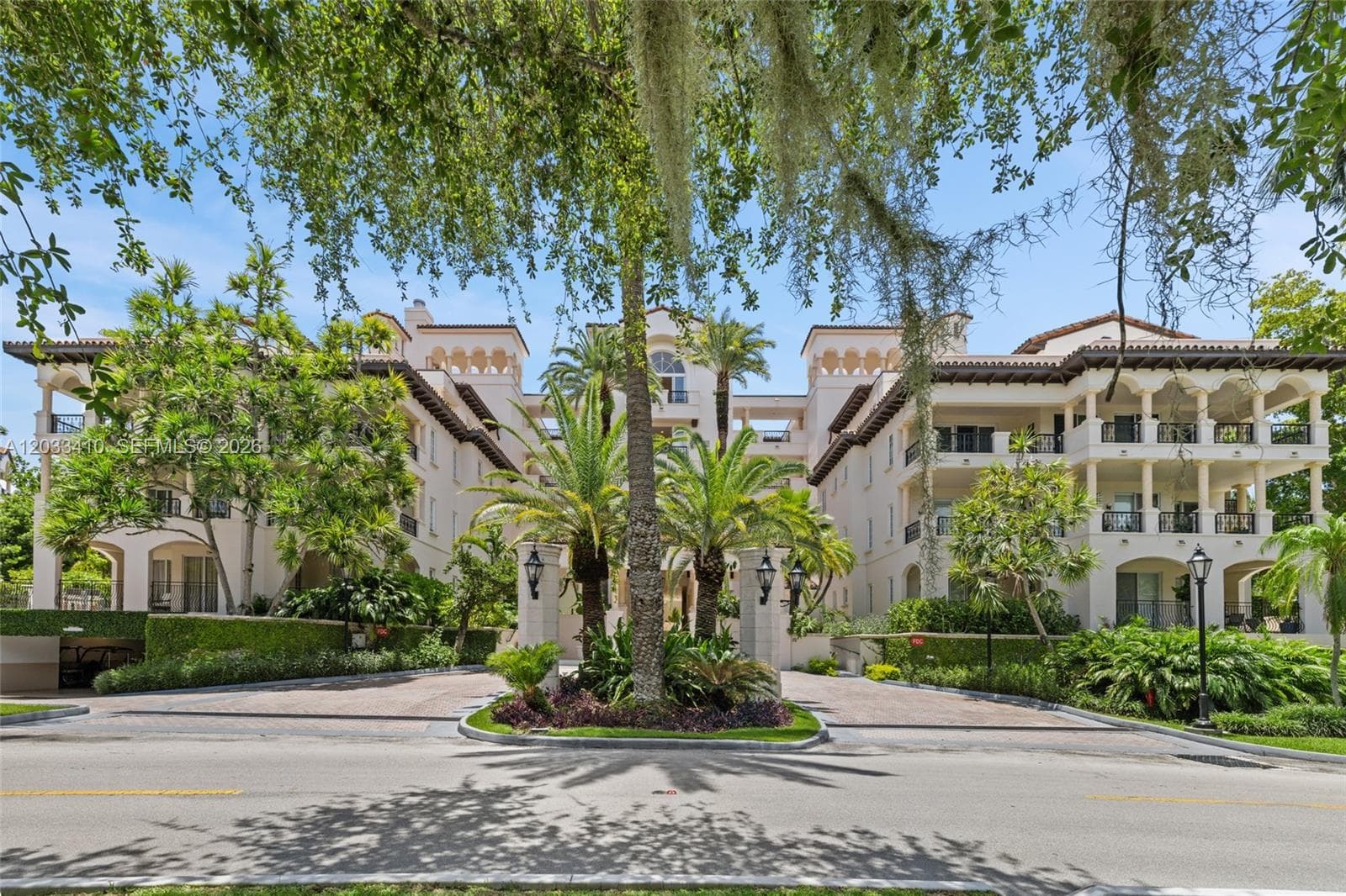 19122 Fisher Island Dr # 19122, Miami Beach FL 33109 — 2