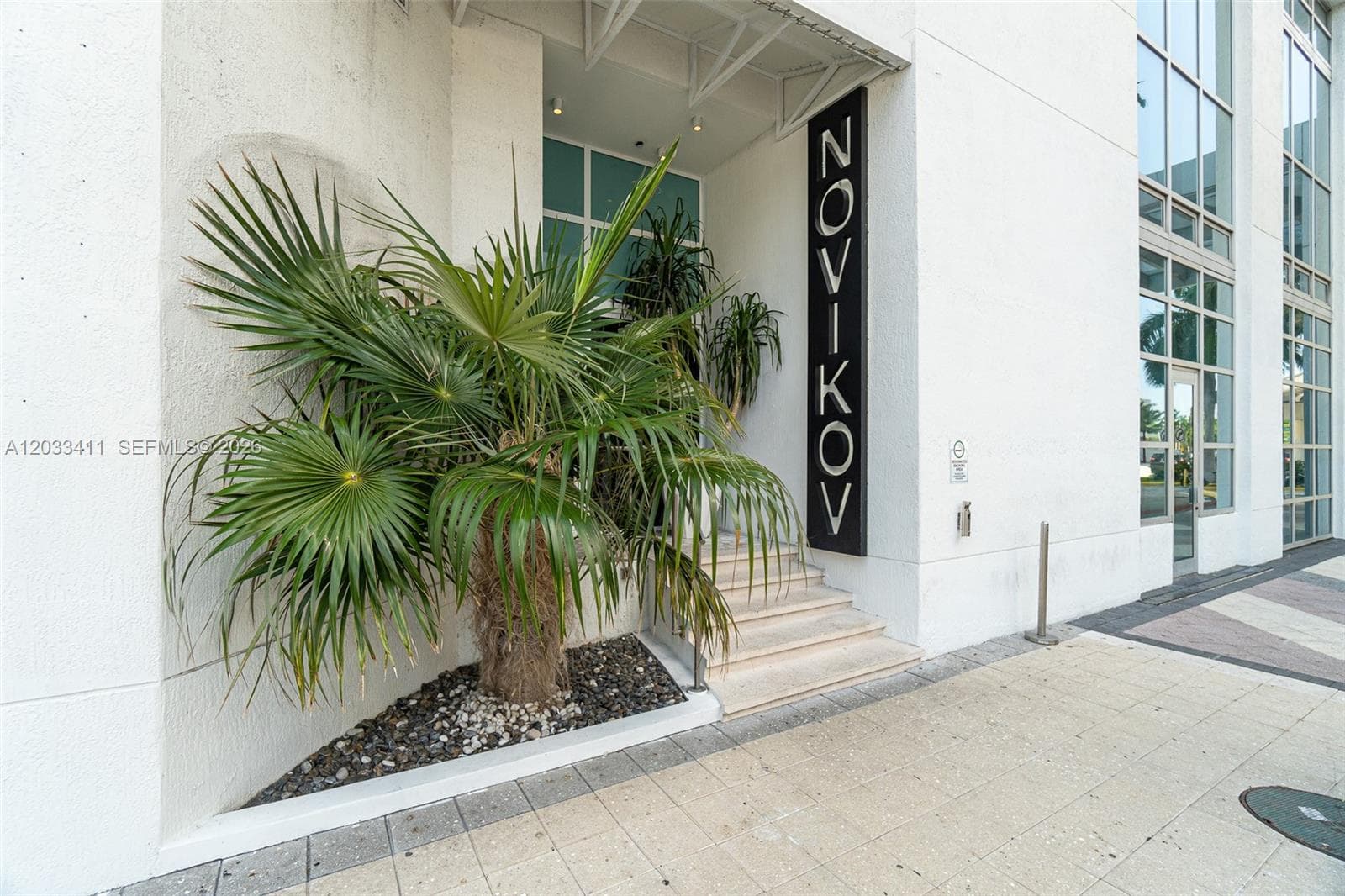 300 S Biscayne Blvd # 1411, Miami FL 33131 — 22