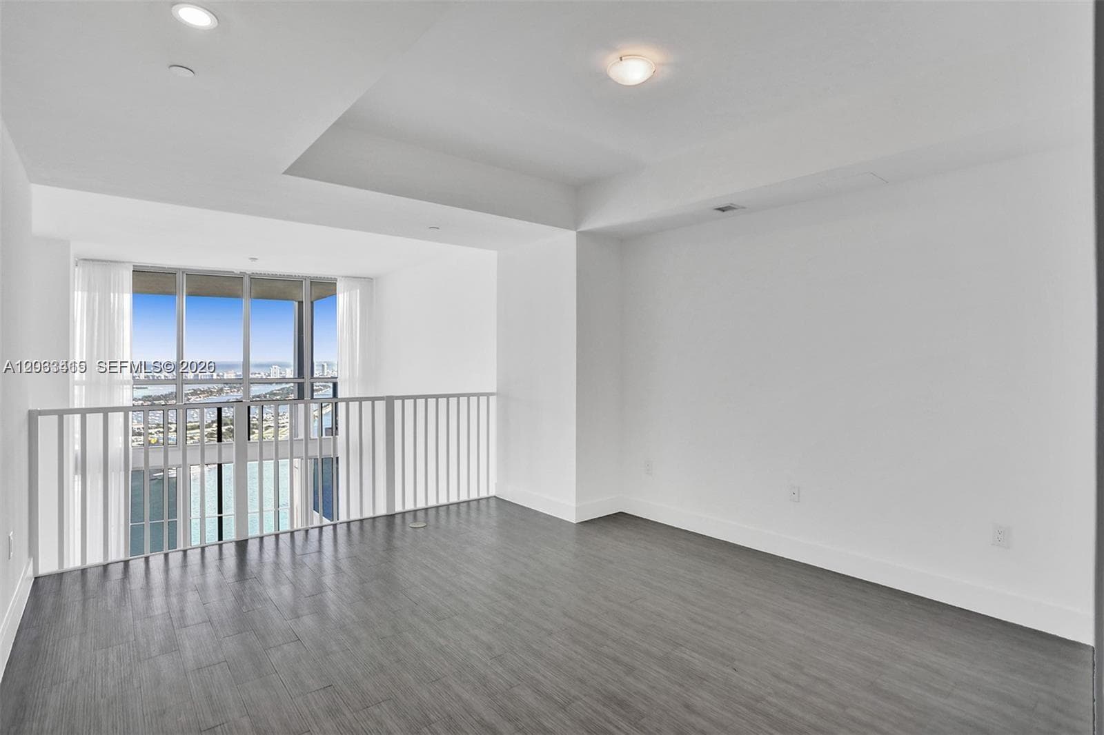 1100 Biscayne Blvd # 5705, Miami FL 33132 — 17