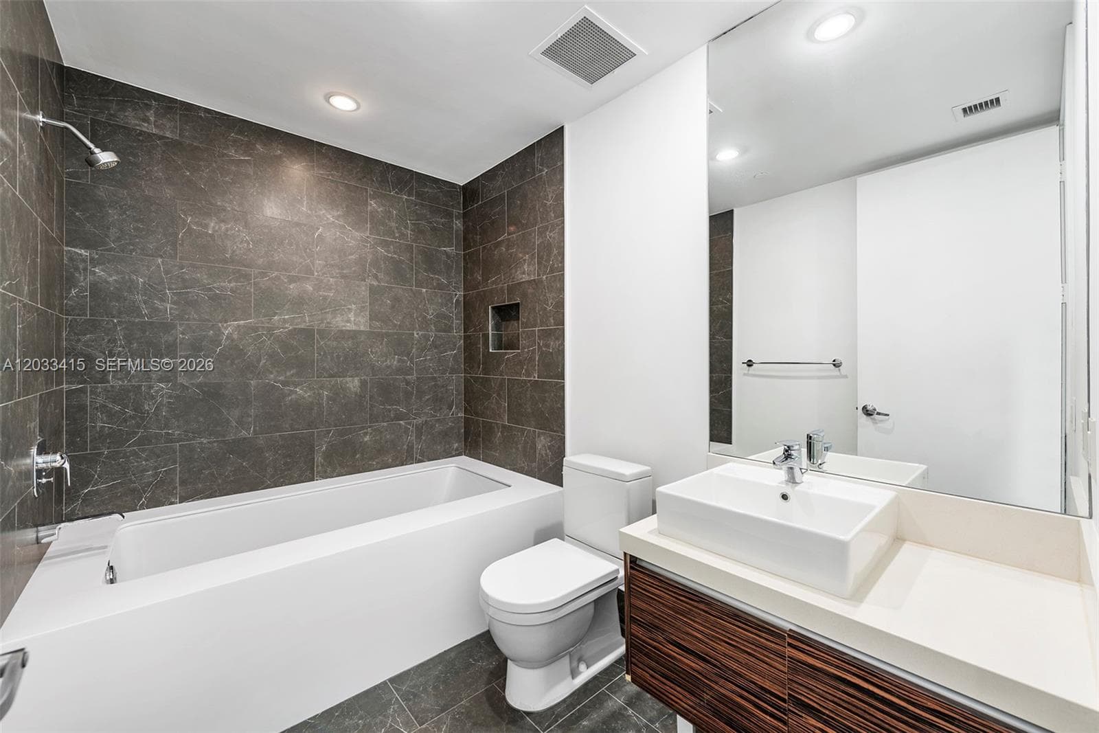 1100 Biscayne Blvd # 5705, Miami FL 33132 — 12