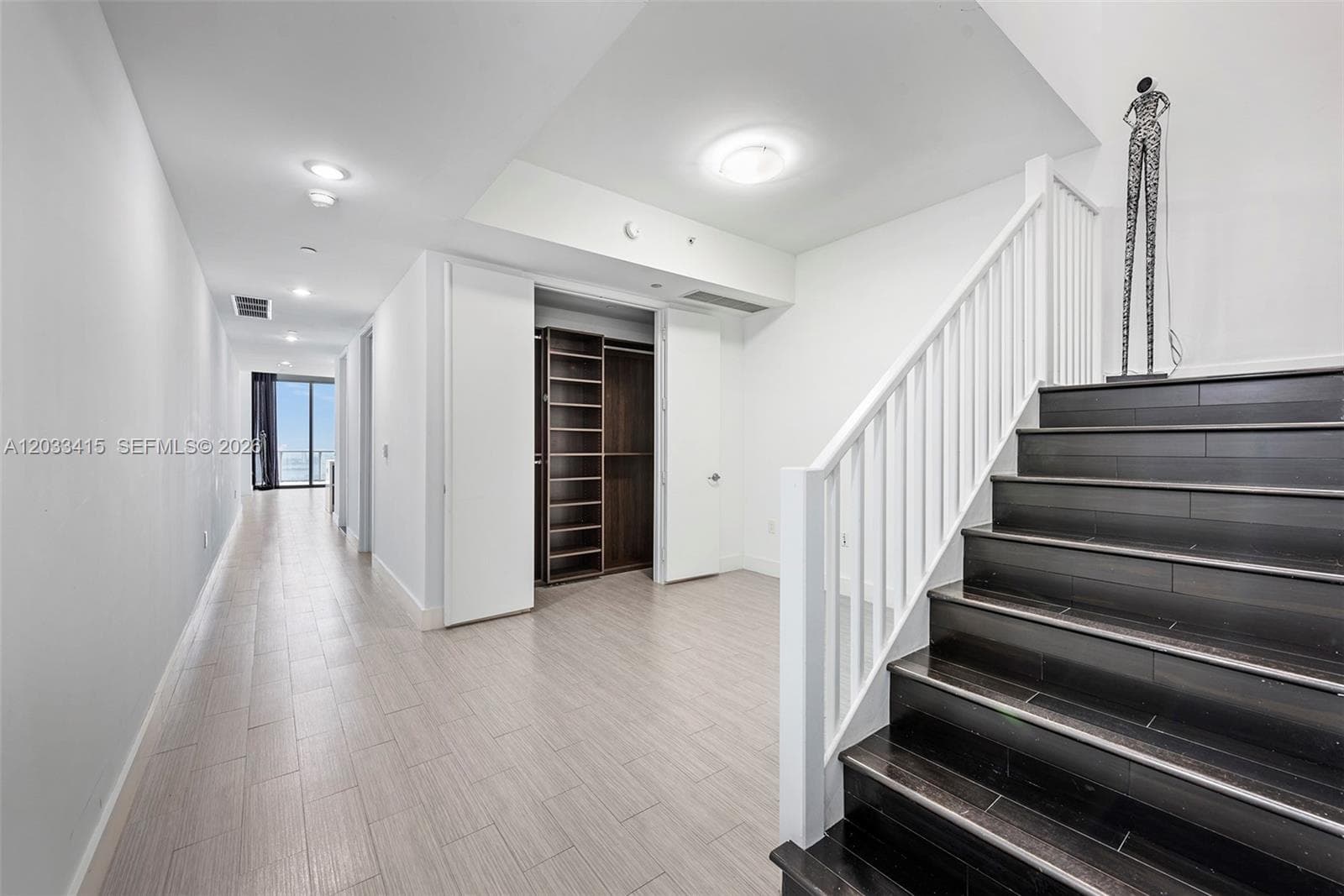 1100 Biscayne Blvd # 5705, Miami FL 33132 — 10