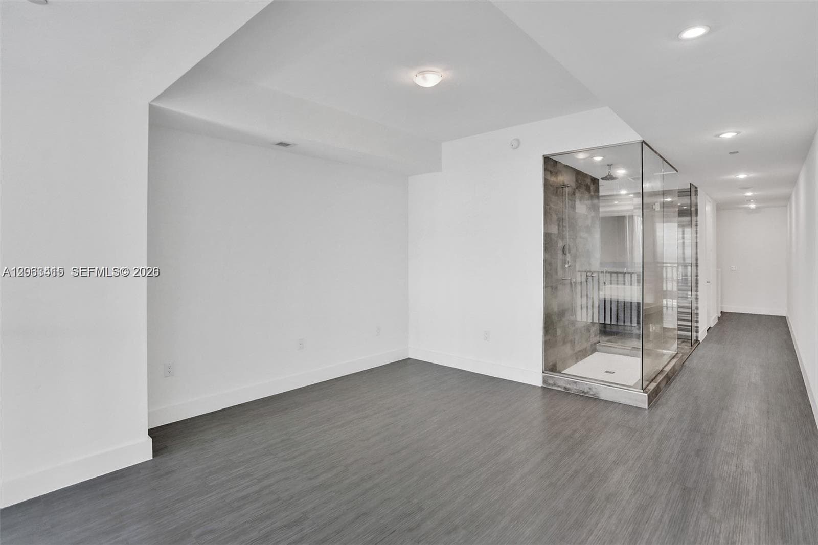 1100 Biscayne Blvd # 5705, Miami FL 33132 — 18