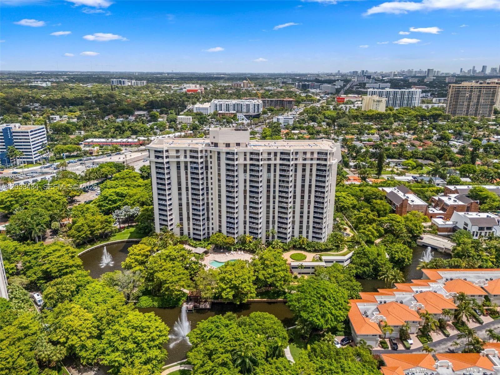 1000 QUAYSIDE TER # 1604, Miami FL 33138 — 46