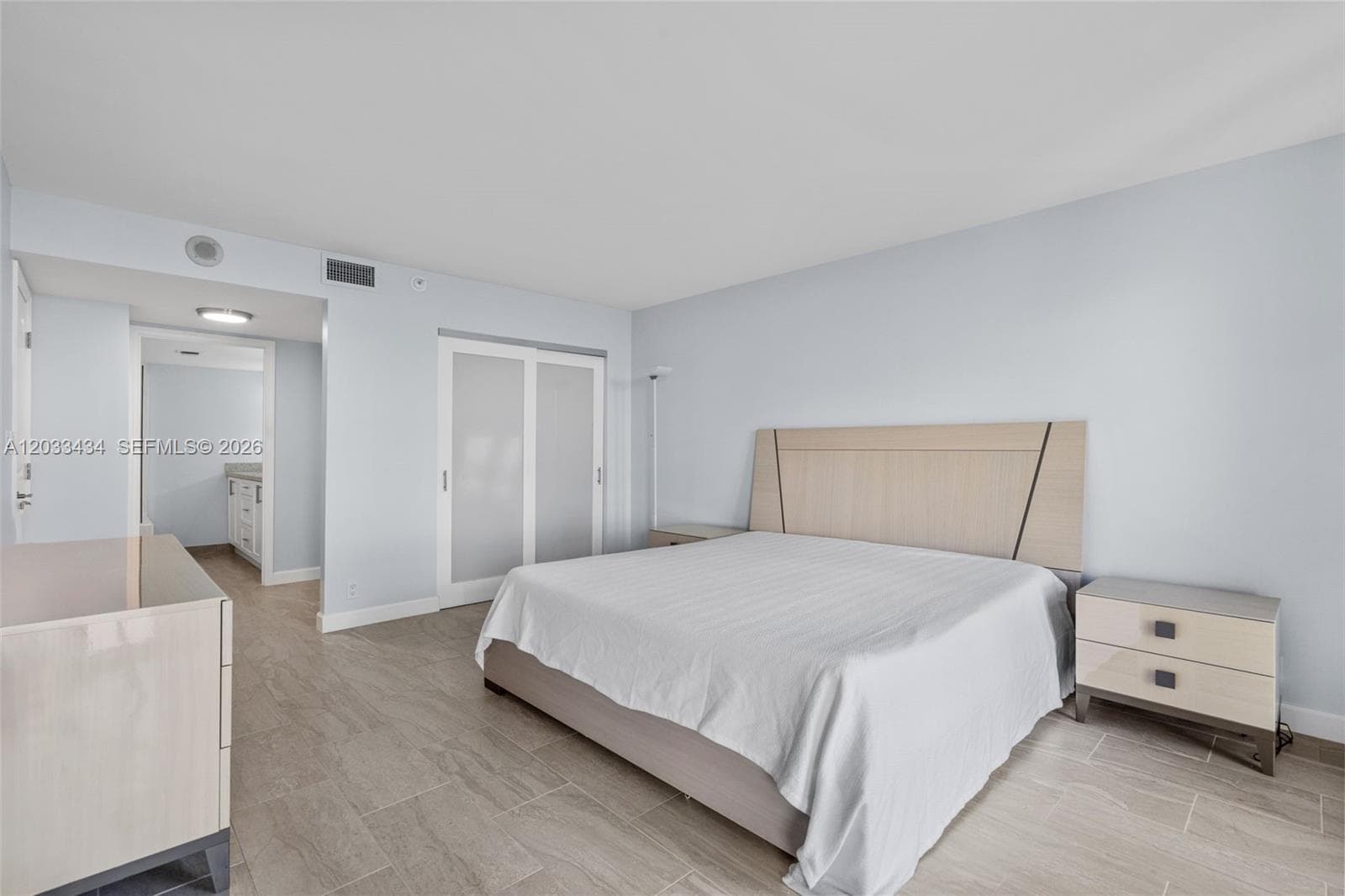 1000 QUAYSIDE TER # 1604, Miami FL 33138 — 26