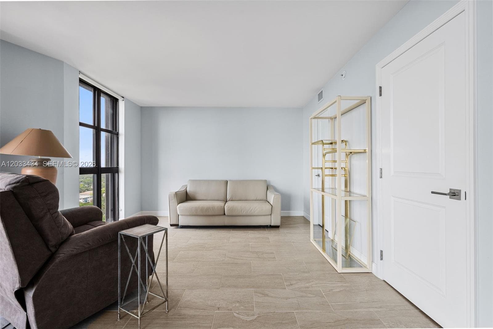 1000 QUAYSIDE TER # 1604, Miami FL 33138 — 14