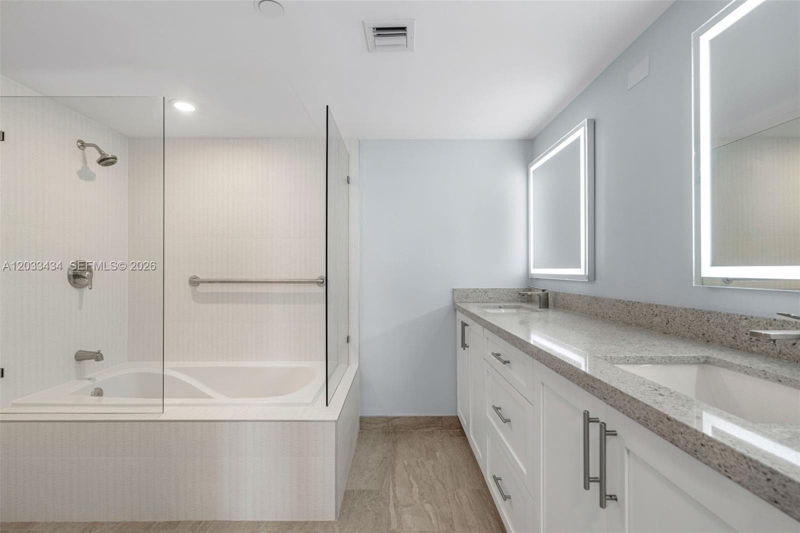 1000 QUAYSIDE TER # 1604, Miami FL 33138 — 29