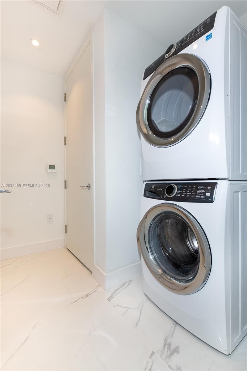 15701 E COLLINS # 1403, Sunny Isles Beach FL 33160 — 46