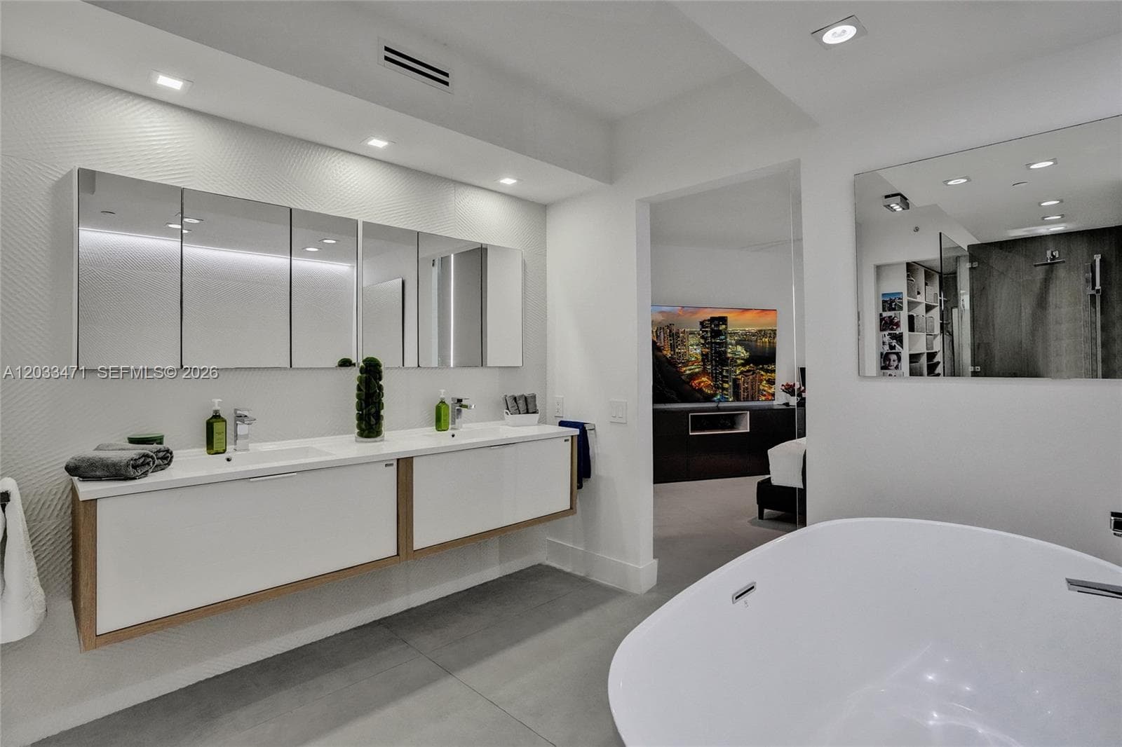 19111 Collins Ave # 102, Sunny Isles Beach FL 33160 — 26